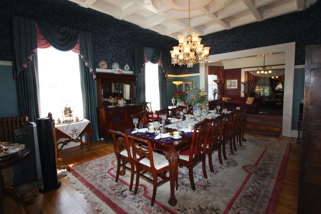 Lion And The Rose Victorian Guest House Portland Eksteriør billede