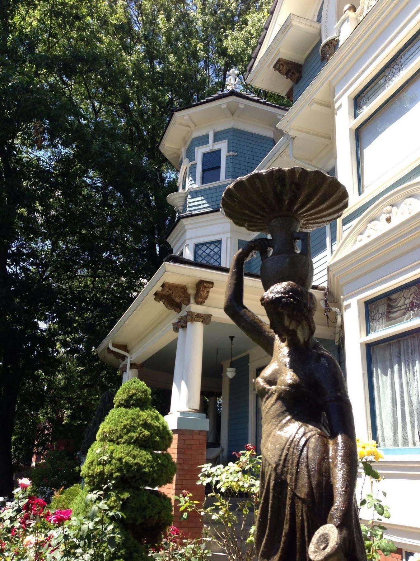 Lion And The Rose Victorian Guest House Portland Eksteriør billede